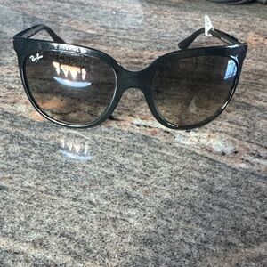 Ray-Ban Women's Black Sunglasses